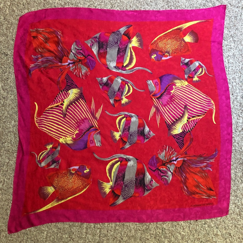 Silk Adrienne Vittadini tropical fish scarf🐠🐟